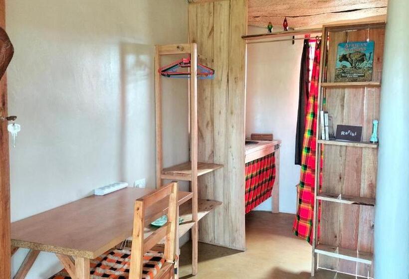 اتاق استاندارد, Beats Of Beads Trust