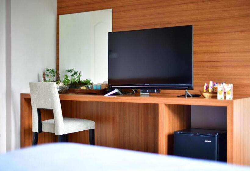 标准间带阳台, Bangnu Greenery Resort