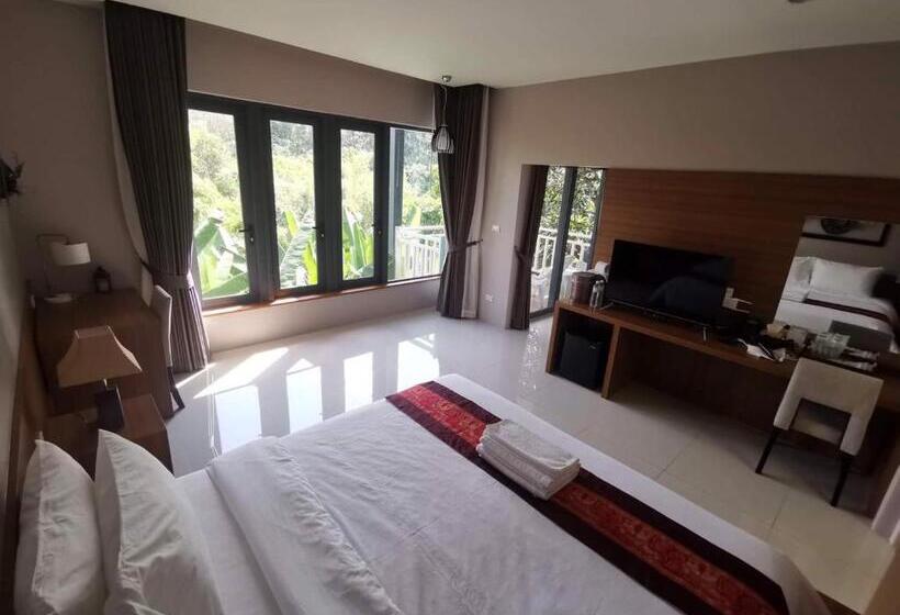 جناح مزوَّد بشرفة, Bangnu Greenery Resort