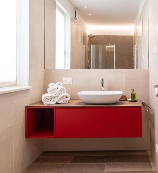 标准间, Re Ottone Rooms