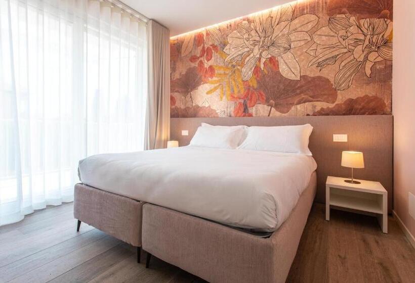 标准间, Re Ottone Rooms