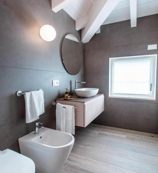 标准间带湖景, Re Ottone Rooms