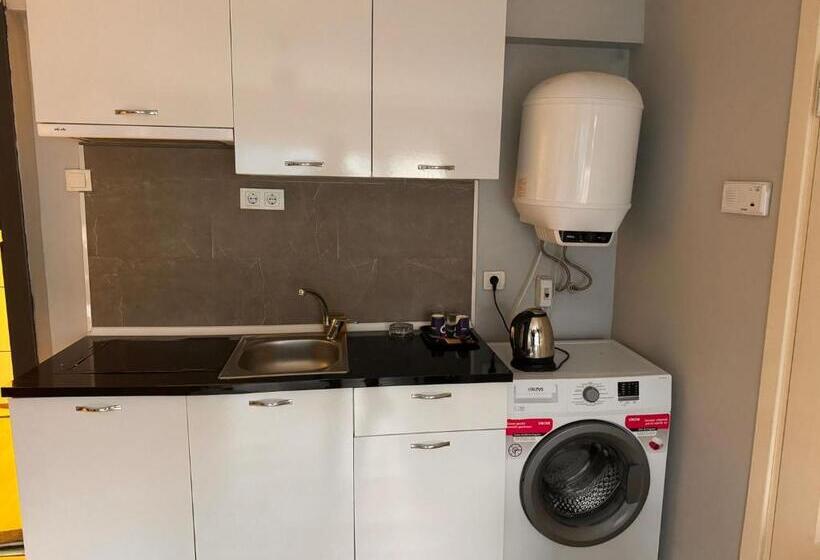 اتاق خانوادگی, Foryou Sui̇t Otel