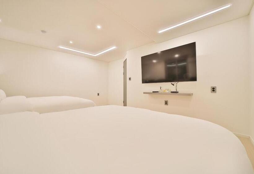 سوییت لوکس, Green B Hotel Busan Seomyeon