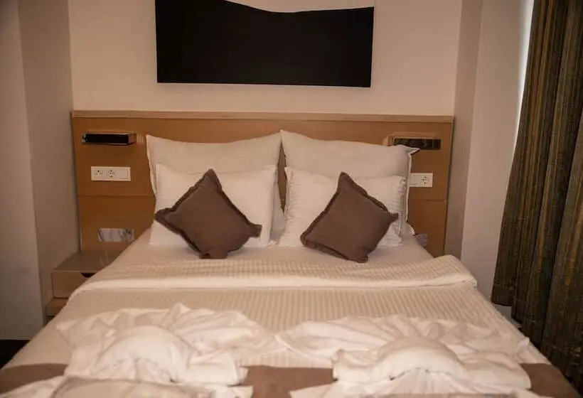 Standard-huone, Mahall