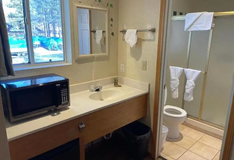 استودیو استاندارد با تخت کینگ, Snow Bear Lodge