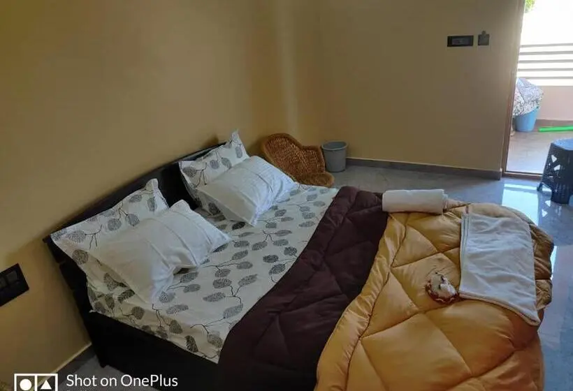 エコノミールーム, Lee Home Stay