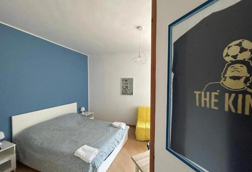 اتاق استاندارد با بالکن, Maradona Rooms