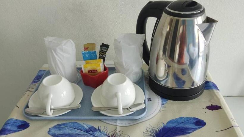 חדר סטנדרט, Tpr51 Room Service