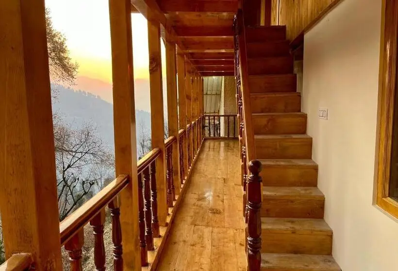 マウンテンビュースタンダードルーム, Flüstern Homestay