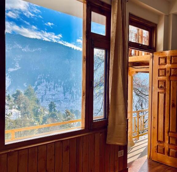 Дом 4 Спальни, Flüstern Homestay