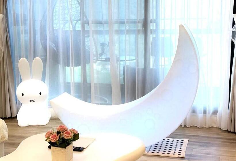 발코니 디럭스 룸, 拾月。頭城無邊際泳池溫泉房