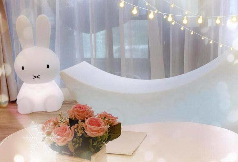 발코니 디럭스 룸, 拾月。頭城無邊際泳池溫泉房