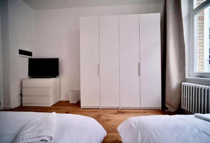 Standard Egyágyas Szoba, Smart Appart   Brussels North