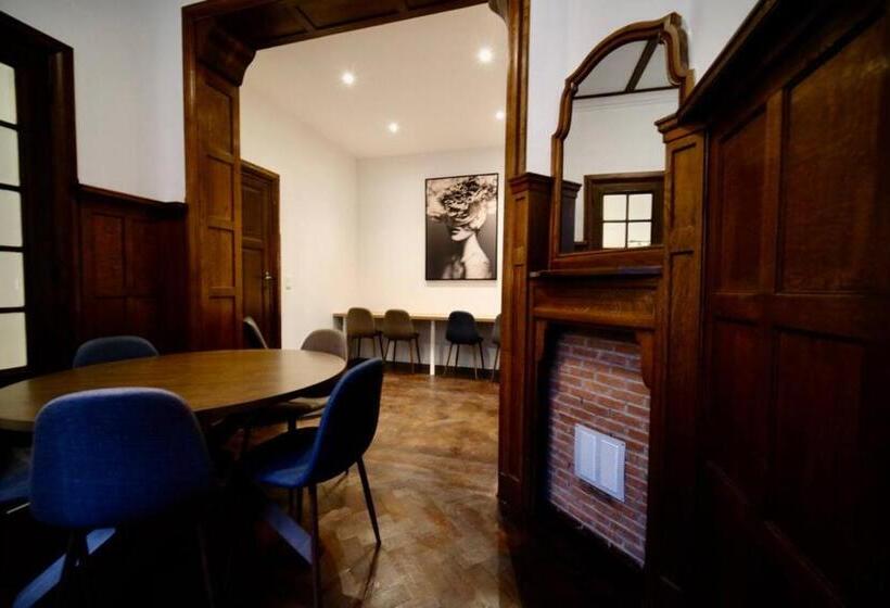 Standard Egyágyas Szoba, Smart Appart   Brussels North