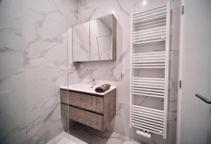 Standard Egyágyas Szoba, Smart Appart   Brussels North