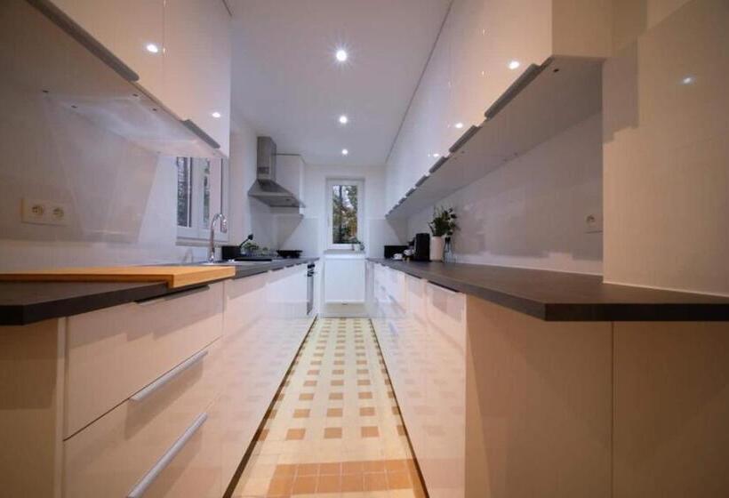 Standard Egyágyas Szoba, Smart Appart   Brussels North