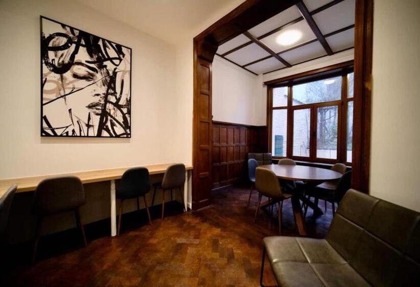 Standard Egyágyas Szoba, Smart Appart   Brussels North