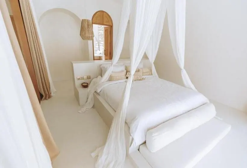 Deluxe Suite King Bed, Belajar Bali Boutique Hotel And Retreat