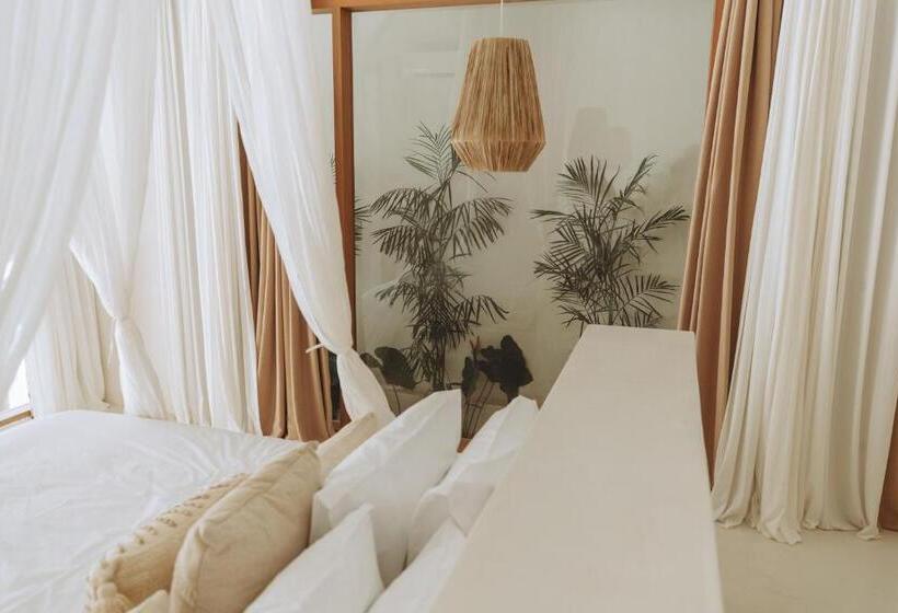 Deluxe Suite King Bed, Belajar Bali Boutique Hotel And Retreat