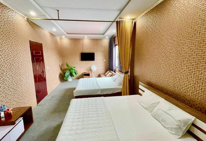 اتاق استاندارد چهار تخته, Cô Chung