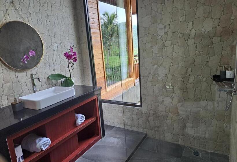בקתה סטנדרטית, Mayura Bali Villa