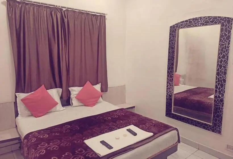 اتاق اکونومی, Savairah Palace