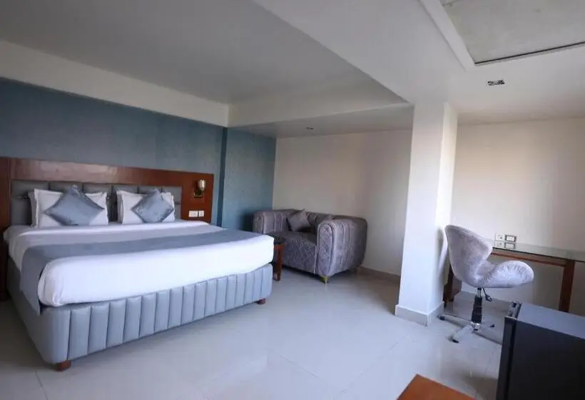 Superior Room King Size Bed