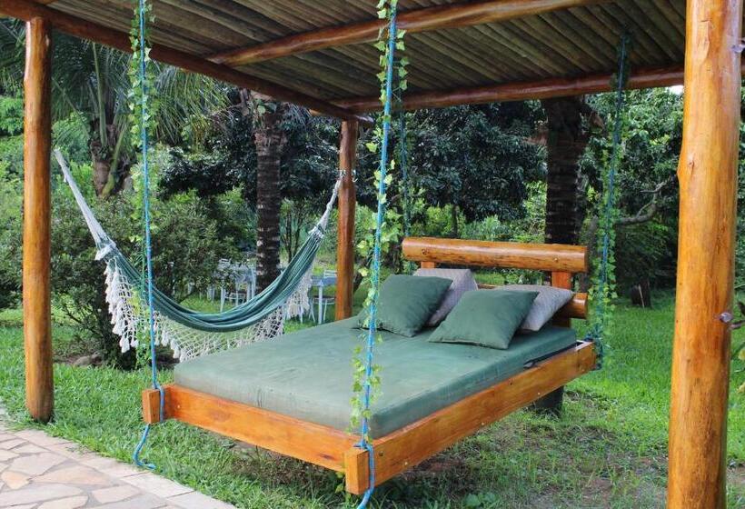 スタンダード４人部屋, Fazenda Dos Coqueiros Bananal Sp