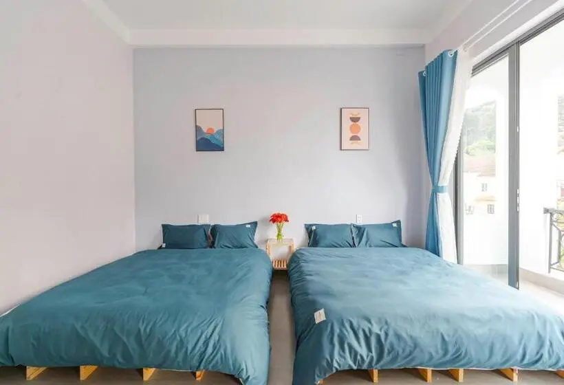 اتاق استاندارد سه نفره, Kim Little House
