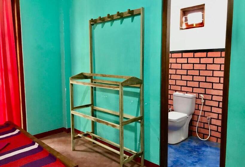 Номер Стандарт Вид на Сад, Lucky S Homestay