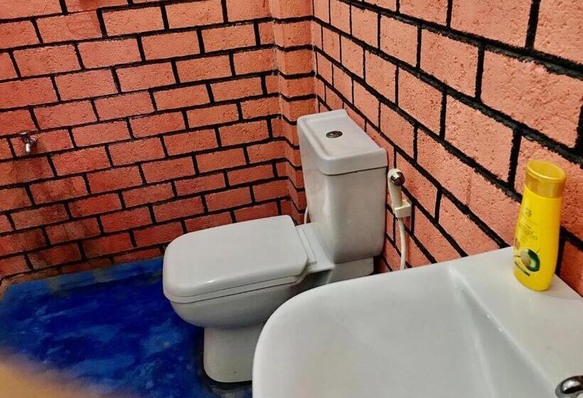 חדר סטנדרט נוף לגינה, Lucky S Homestay