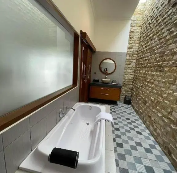 اتاق لوکس, Rejuvenate Resort And Restaurant