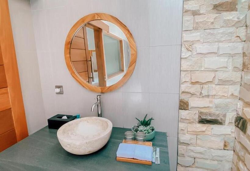 חדר דלוקס, Rejuvenate Resort And Restaurant