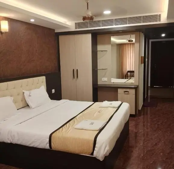 デラックスルーム, Samudyatha Inn And Suites
