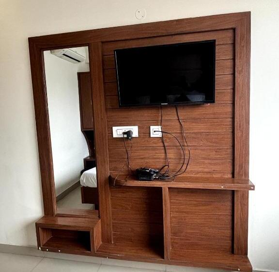 Deluxerum King Size Säng, The Safari