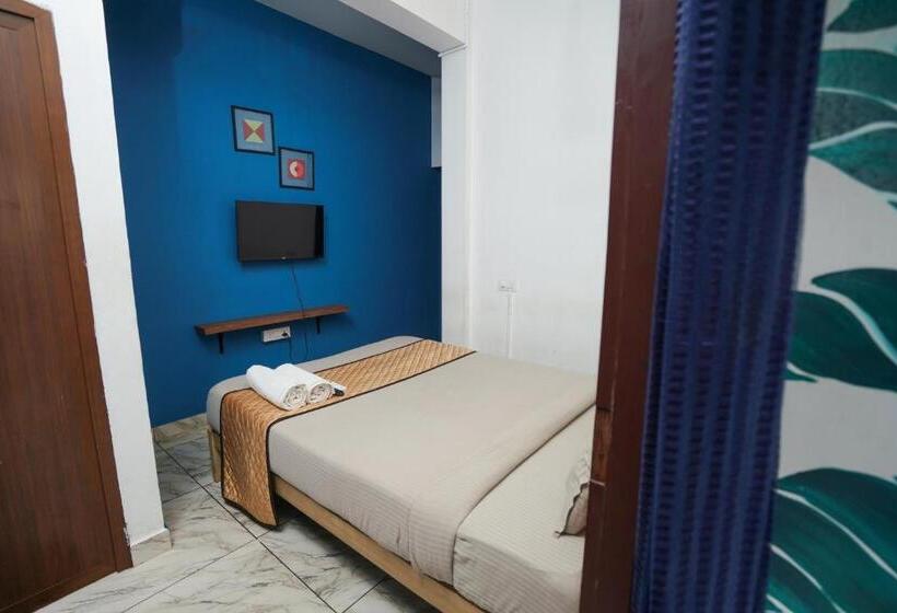 スタンダードルーム, Twinn Waves Calicut