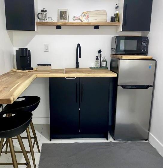 غرفة قياسية, A Mid Somerset Dream