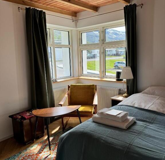 اتاق استاندارد, Curry House Rooms