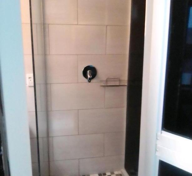 StandaardKamer, Dbritee