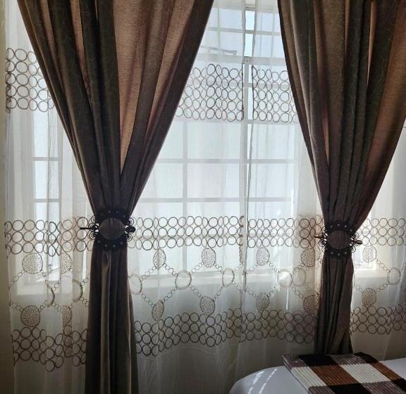 Deluxe Kamer, Dbritee