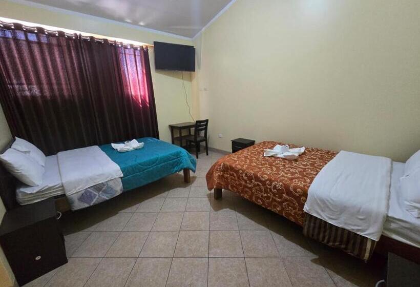 带2个双人床的标准工作室, Hospedaje Dona Ayacucho