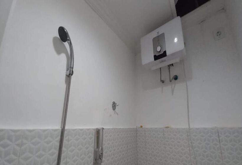 デラックスルーム, Capital O 93533 Griya Denok