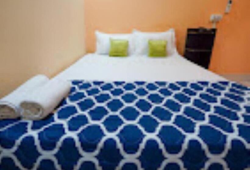 디럭스 룸, Ratnoop Inn , Junglighat