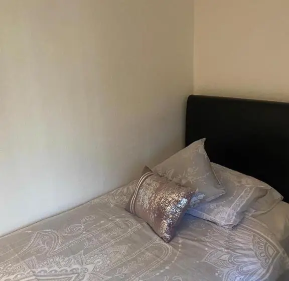 Standard Yhden Hengen Huone, Villa Guest House
