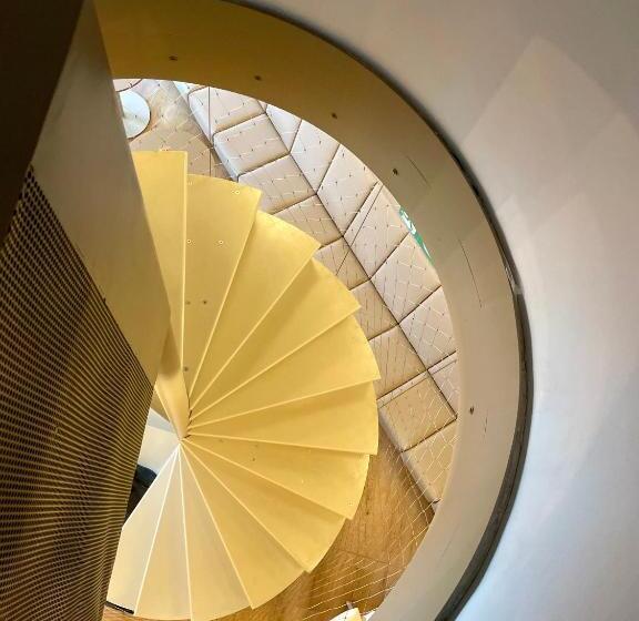 غرفة ديلوكس, Sklep 38