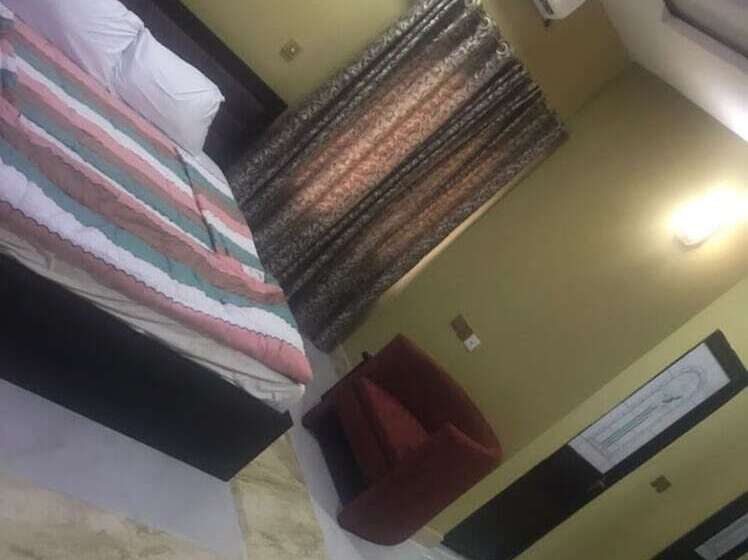 اتاق استاندارد, Starsapphire Luxury Hotels Ltd