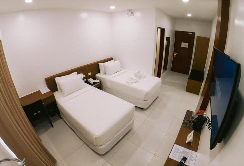 Номер Deluxe, Cris Inn Tagum