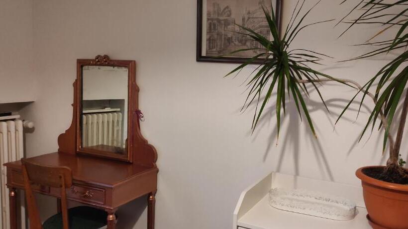 スタンダードシングルルーム, Maison Des Peupliers