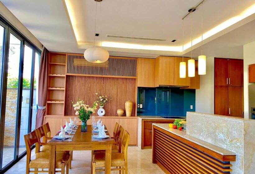 ویلای 3 خوابه, Blue Sky & Villas Beach Resort